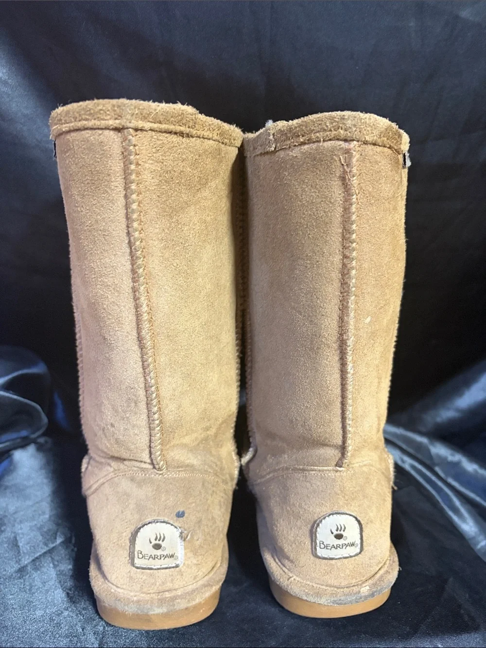 Bearpaw Classic Tall Suede Boots Chestnut Brown Size 9 Cozy Fall Winter